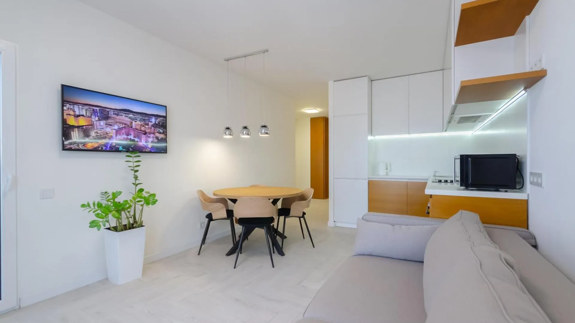 Petrovdom Apartments 19-96V In Rc Kvartet , Vasyl Lypkivskyi 16V 基輔 乌克兰